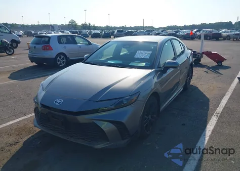 2025 Toyota Camry Se из США, поврежденный, VIN 4T1DBADK6SU510745